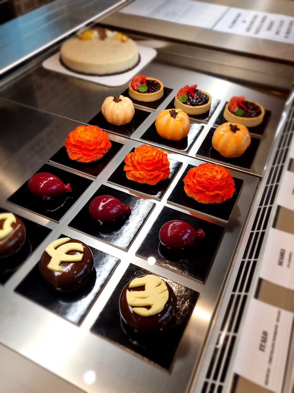 Piccoli dolci, forme e colori
